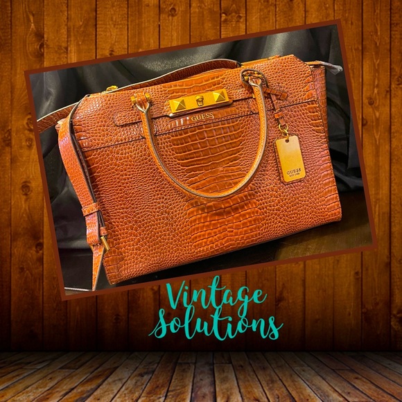 New GUESS Handbag - Picture 1 of 6